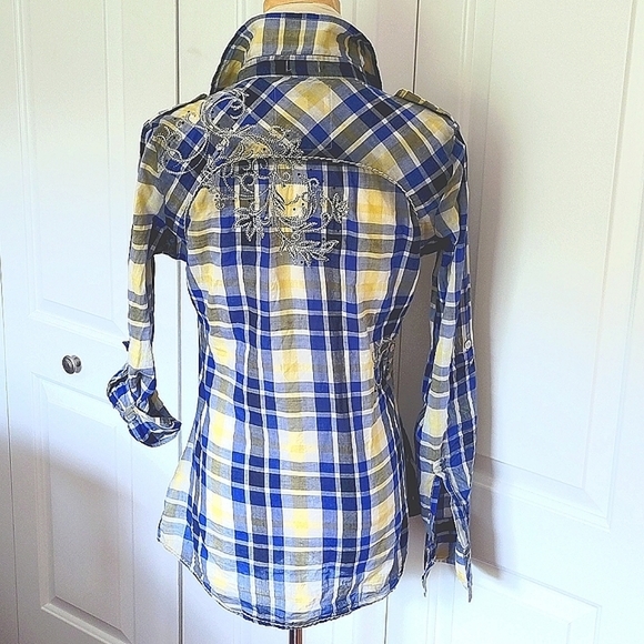 ROAR Button Down Flannel Shirt w/ Gorgeous Silver Embroidered Tribal Design EUC - Picture 2 of 13